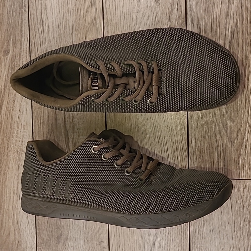 NOBULL Dark Green Gum Trainer Sz 10 Mens Crossfit Work Out Shoes Sneakers